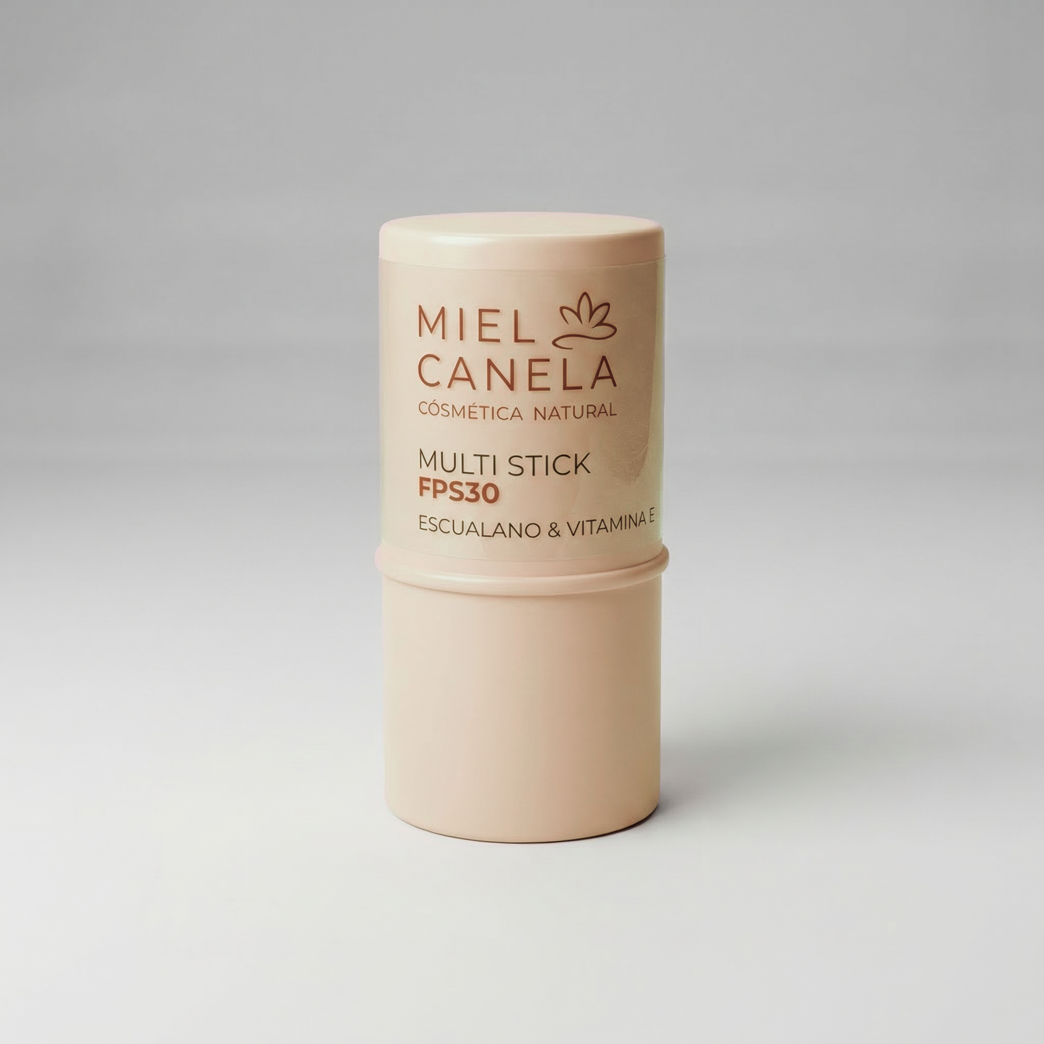 Multi Stick con Color y FPS30 — Blush en Crema 3 en 1